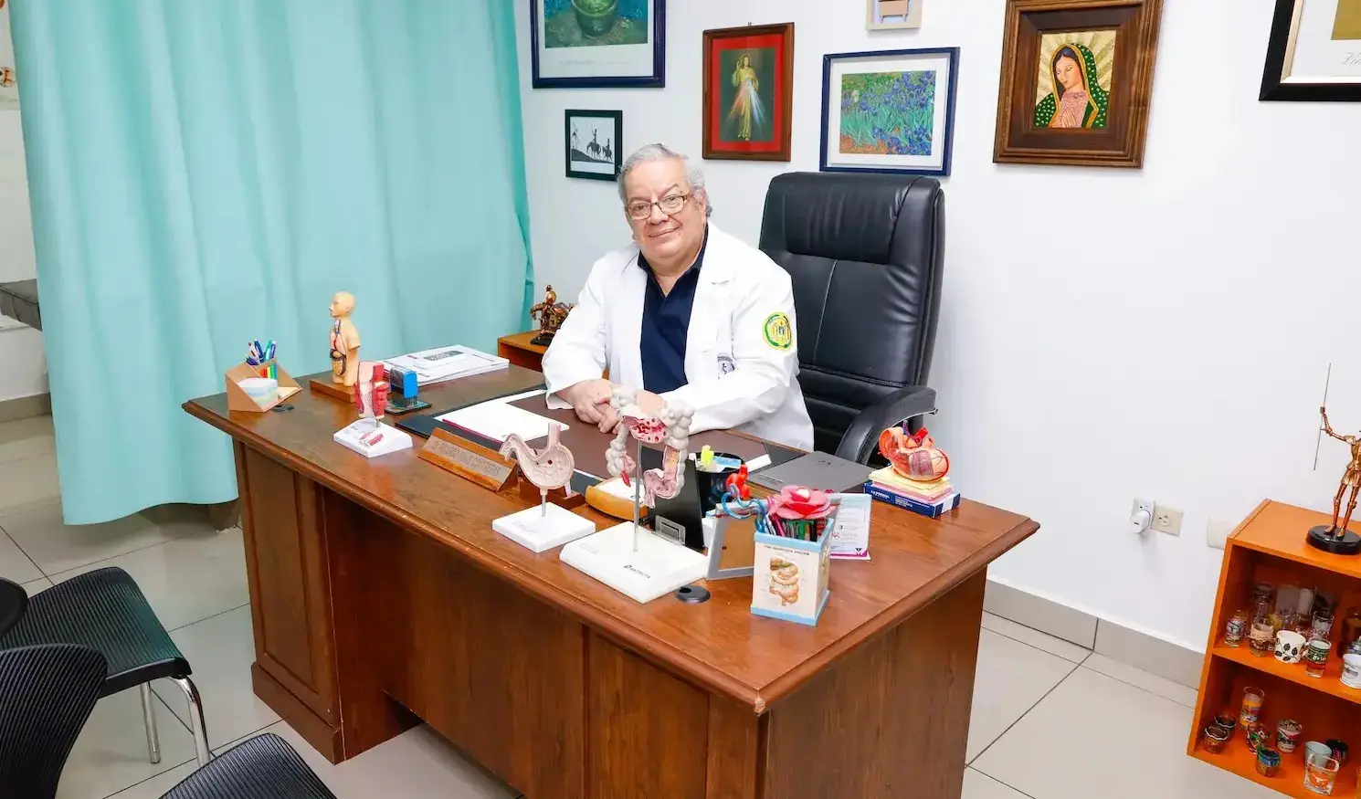 Dr. Rivas Contreras